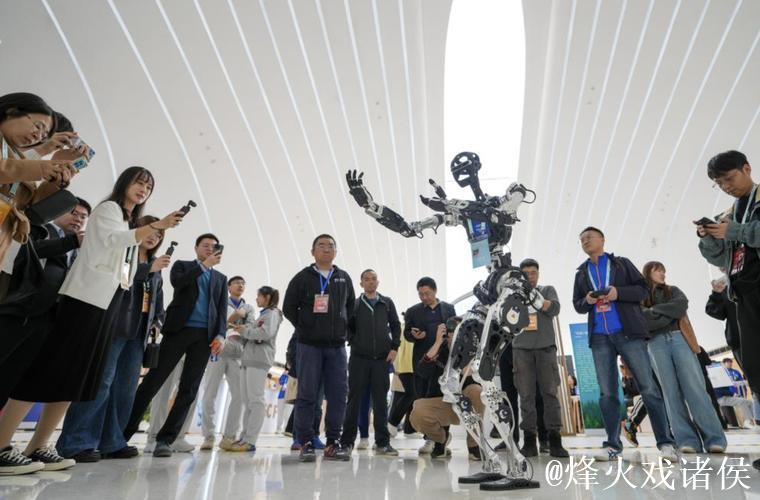 中国人形机器人产业“加速跑”